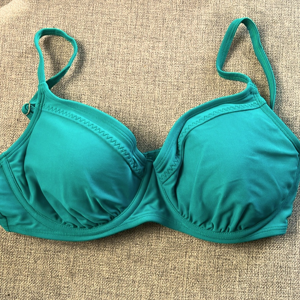 Athleta bikini top